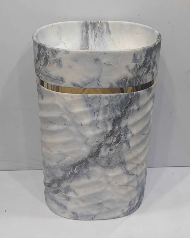 f4b307f0-c000-42c6-a1bf-b8b654562421